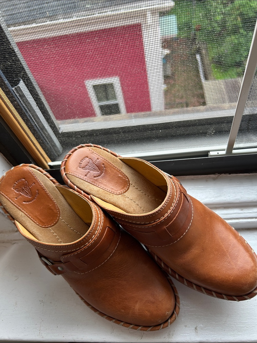 love these! Frye Leather Mules - Picture 3 of 11